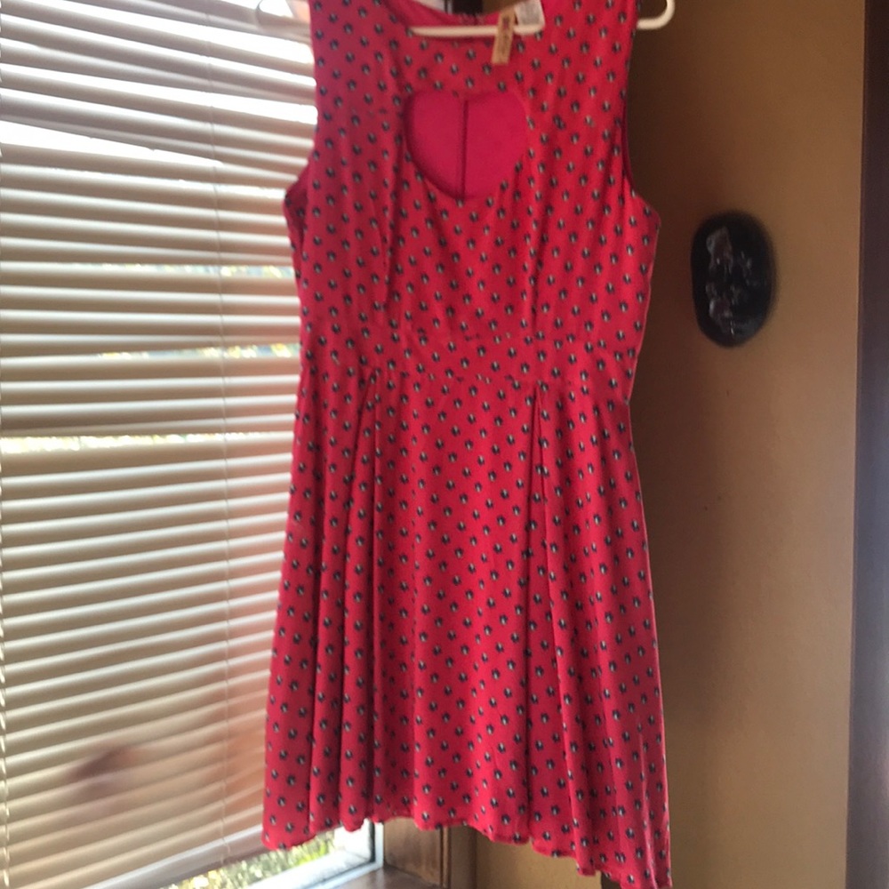 Pink peak a boo heart sleeveless dress